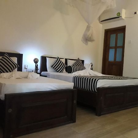Isanka Lion Lodge Sigiriya Exterior photo